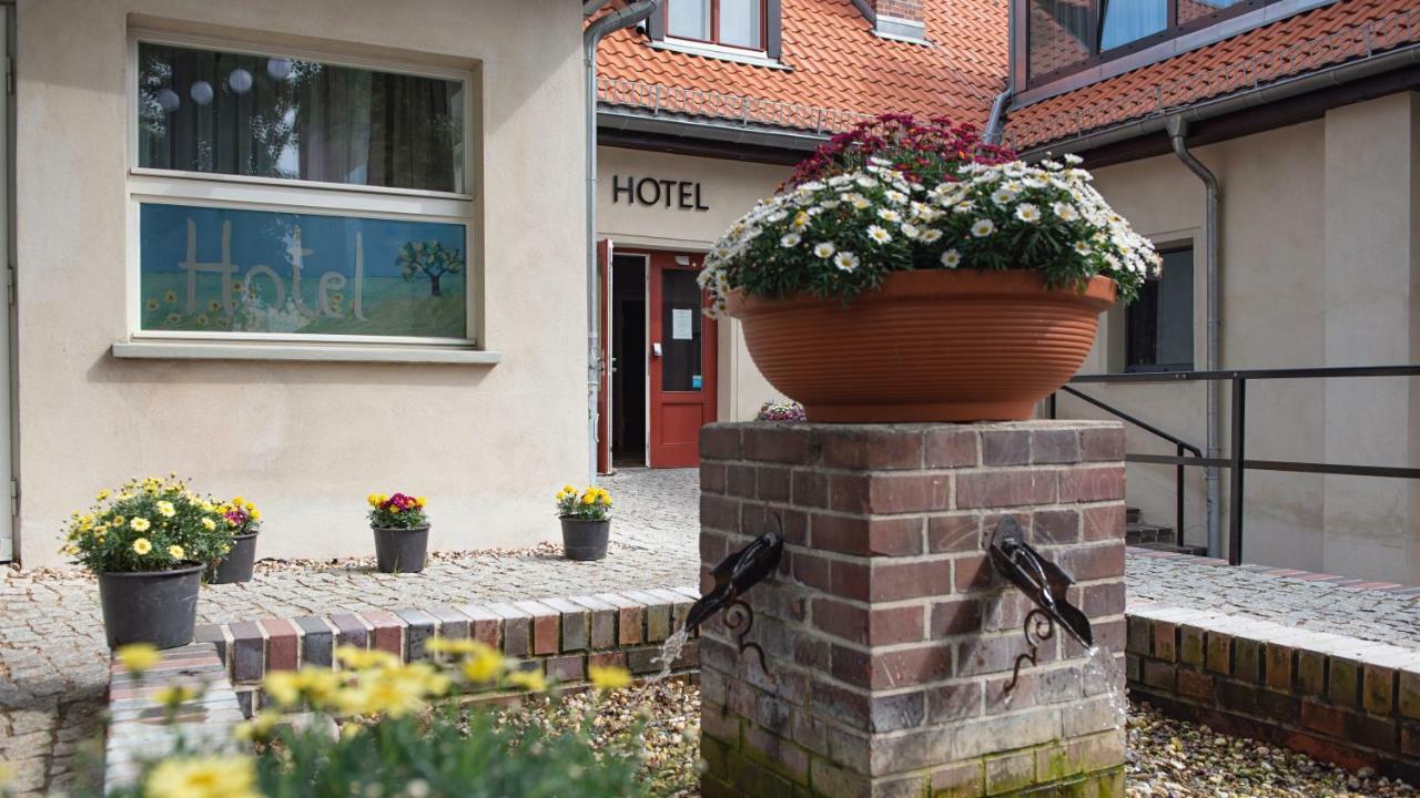 Landhotel Diana Teltow Exterior foto